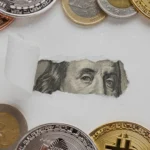 یک دلار و دو دنیای متفاوت؛ چگونگی پذیرش استیبل‌کوین‌ها در دنیای امروز